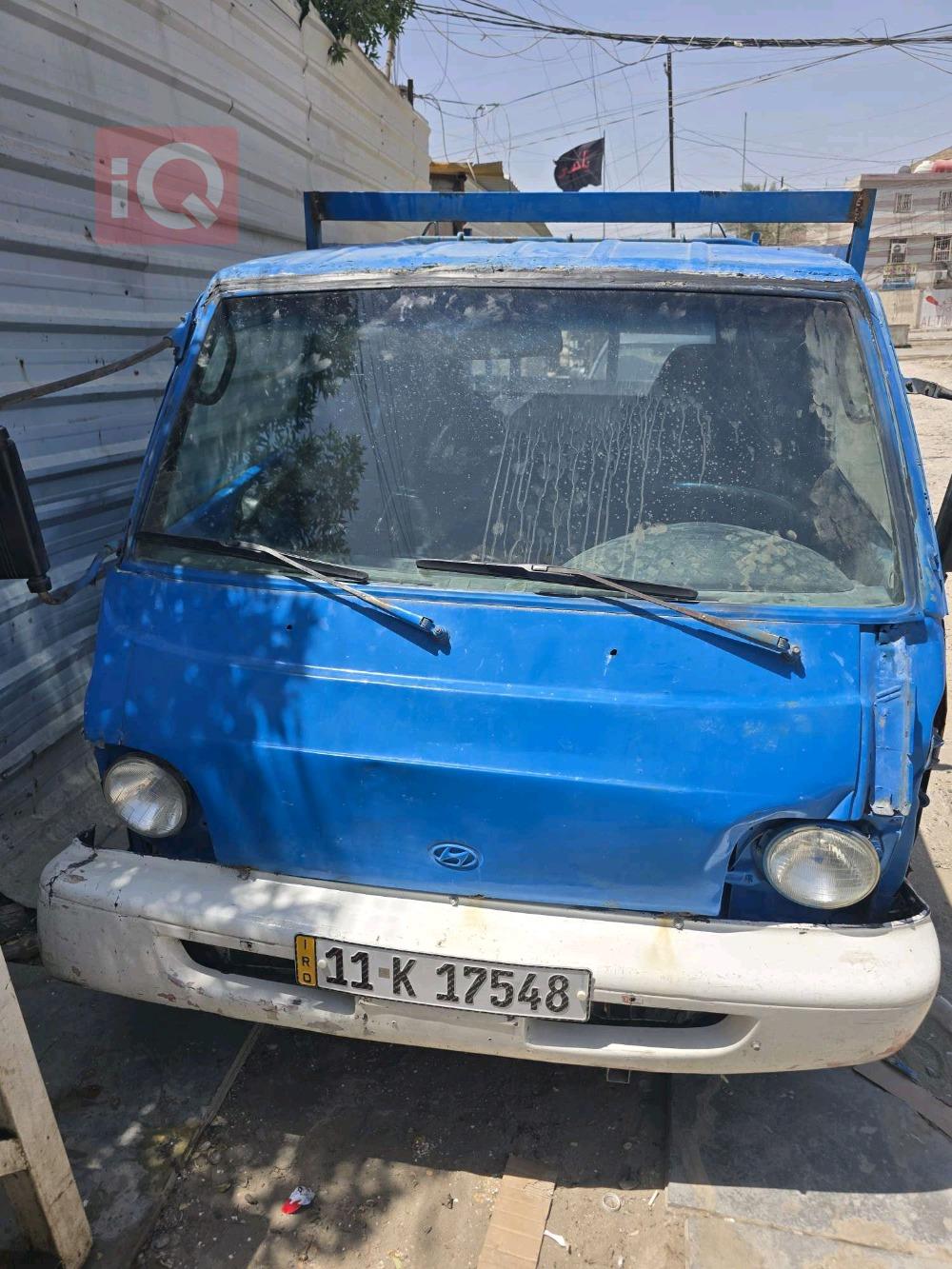 Hyundai H-100